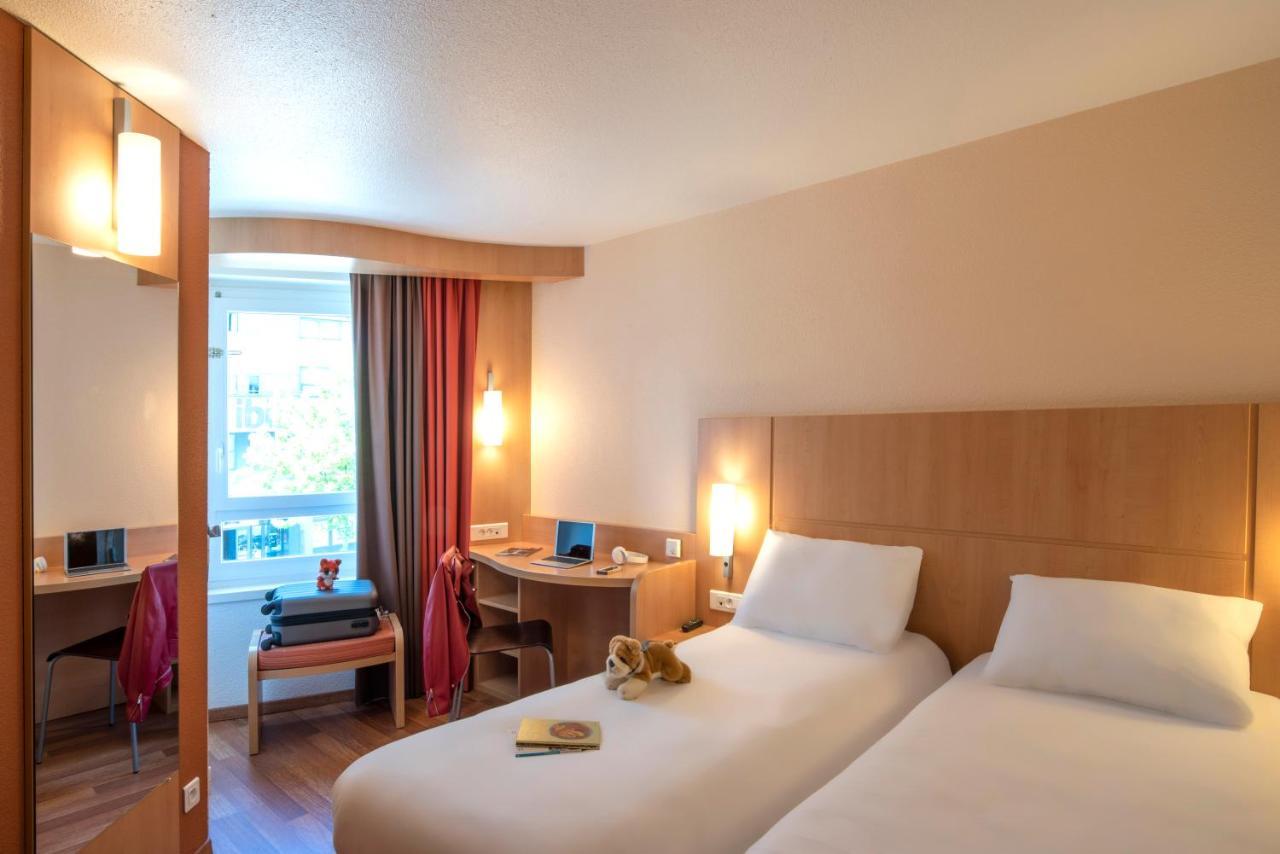 ไอบิส ตูร์ ซองทร์ การ์ Hotel ภายนอก รูปภาพ